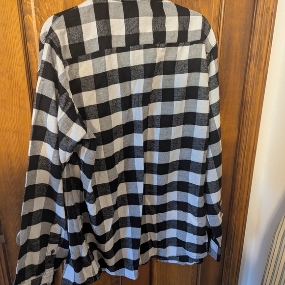 Men's Black and White Checkered Shirt - Picture 2 of 4
